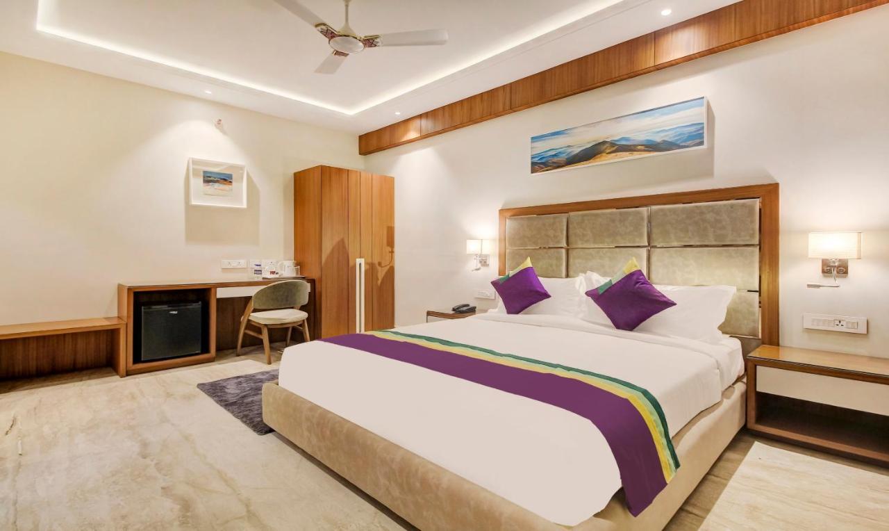 Treebo Premium Tahoora International Hotel โกลกาตา ภายนอก รูปภาพ