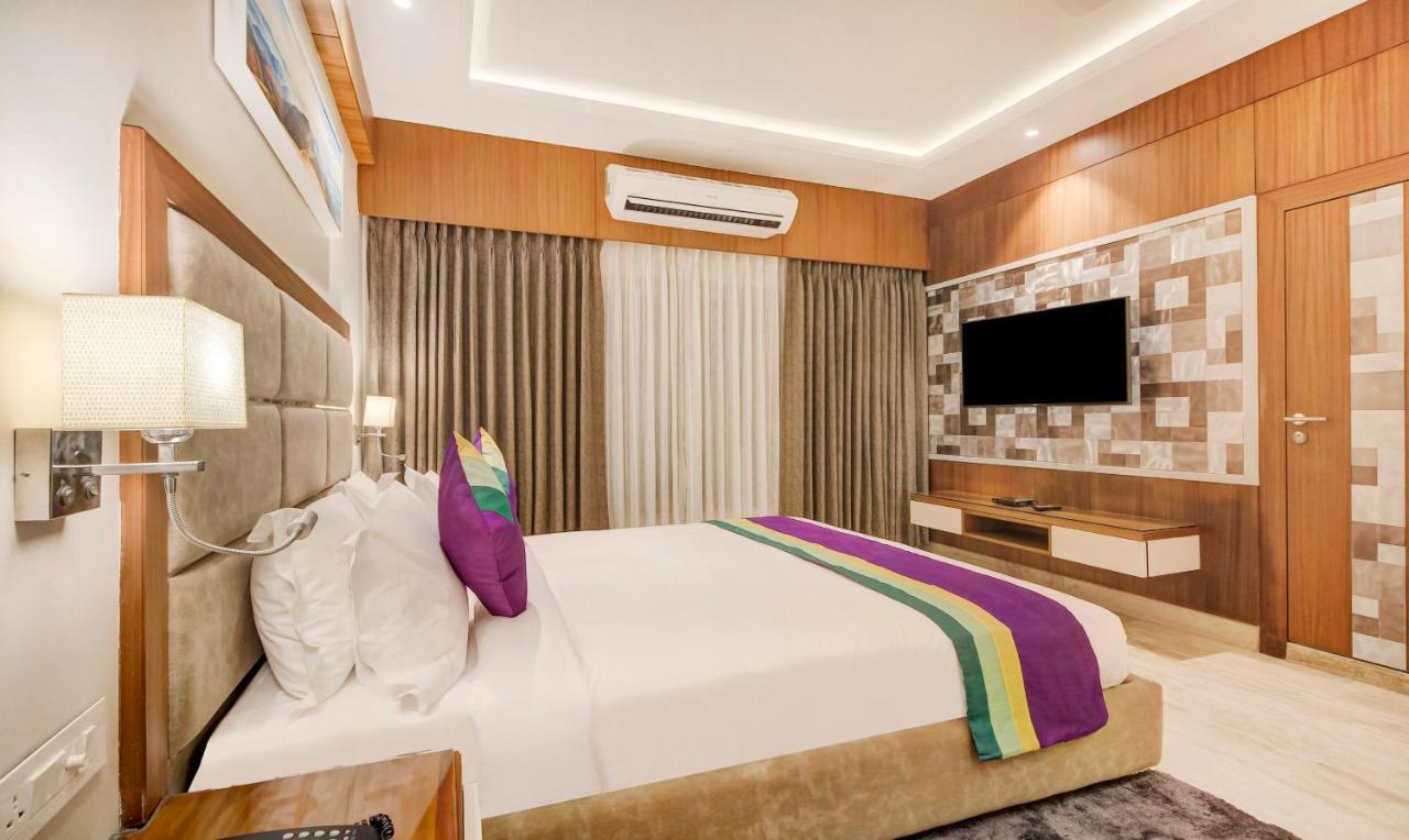 Treebo Premium Tahoora International Hotel โกลกาตา ภายนอก รูปภาพ