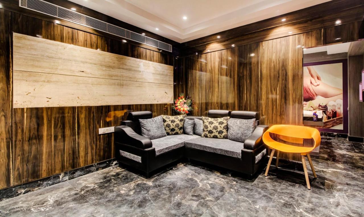 Treebo Premium Tahoora International Hotel โกลกาตา ภายนอก รูปภาพ