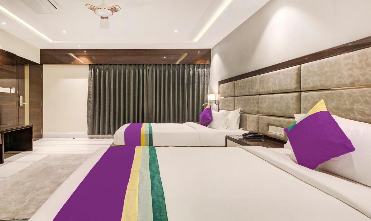 Treebo Premium Tahoora International Hotel โกลกาตา ภายนอก รูปภาพ